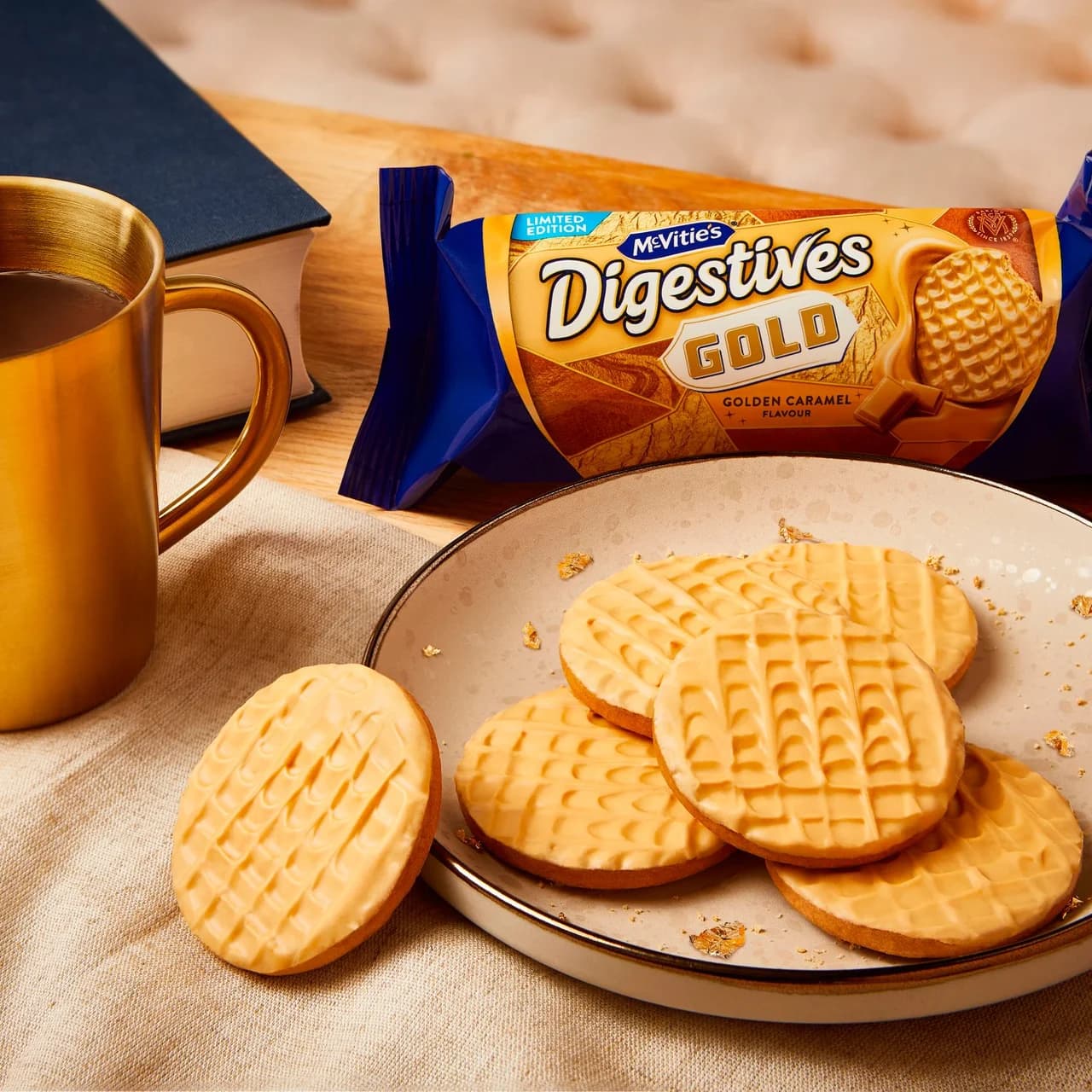 McVitie's Gold Digestive Biscuits - alternate view